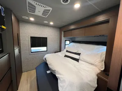 2027 Entegra Coach Accolade XT photo 15