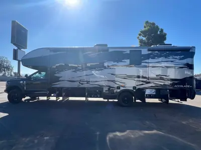 2027 Entegra Coach Accolade XT photo 20