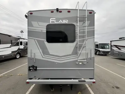 2027 Fleetwood Flair photo 25