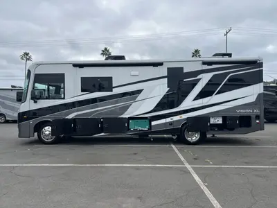2027 Entegra Coach Vision XL photo 20