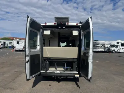 2027 Thor Motor Coach Tellaro photo 2