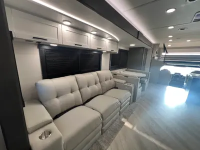2027 Jayco Seneca photo 12