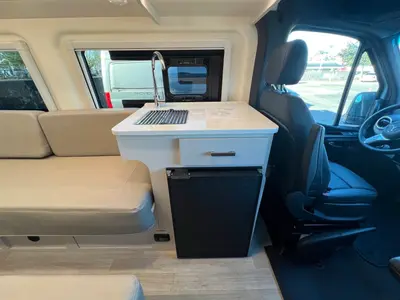 2027 Thor Motor Coach Tranquility photo 7
