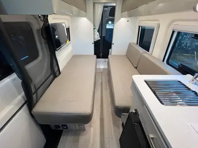 2027 Thor Motor Coach Tranquility photo 15