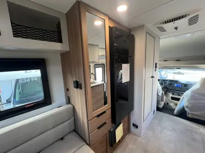 2027 Thor Motor Coach Chateau photo 8
