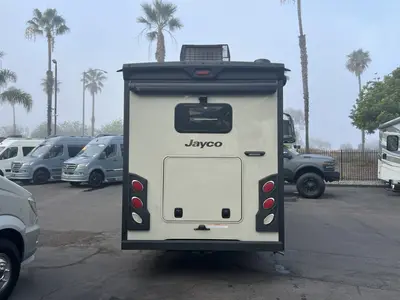 2027 Jayco Granite Ridge photo 19