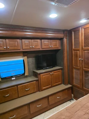 2014 THOR MOTOR COACH TUSCANY XTE photo 41