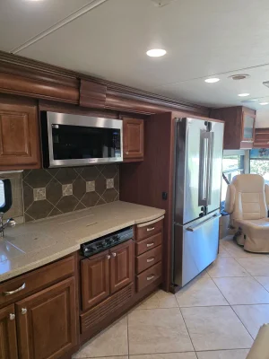 2014 THOR MOTOR COACH TUSCANY XTE photo 13