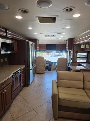 2014 THOR MOTOR COACH TUSCANY XTE photo 24