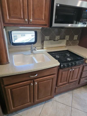 2014 THOR MOTOR COACH TUSCANY XTE photo 38