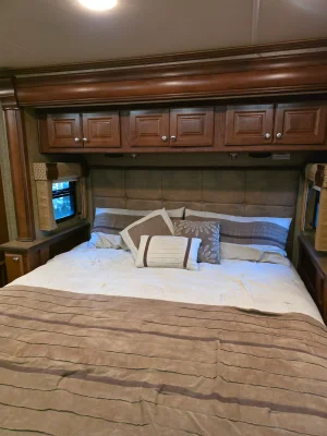 2014 THOR MOTOR COACH TUSCANY XTE photo 42