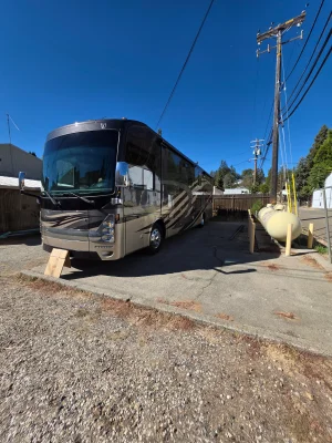 2014 THOR MOTOR COACH TUSCANY XTE photo 3