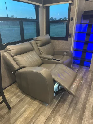 2021 JAYCO NORTH POINT photo 29