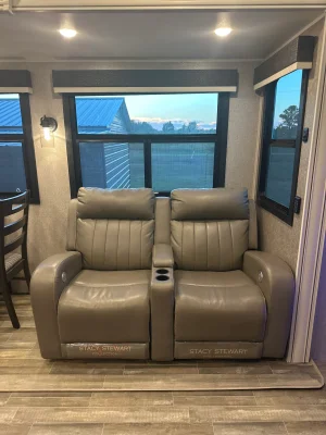2021 JAYCO NORTH POINT photo 28