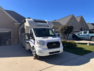 2022 THOR MOTOR COACH COMPASS AWD photo 2