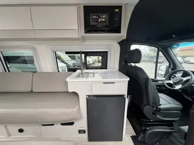 2027 Thor Motor Coach Tranquility photo 7