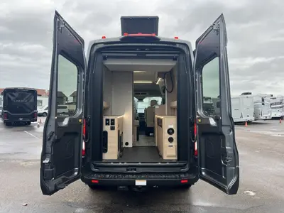 2027 Thor Motor Coach Talavera photo 2
