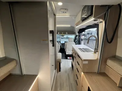 2027 Thor Motor Coach Talavera photo 4