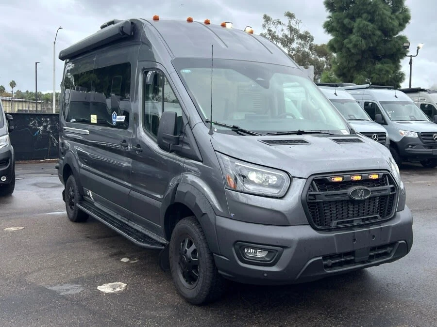 2027 Thor Motor Coach Talavera exterior