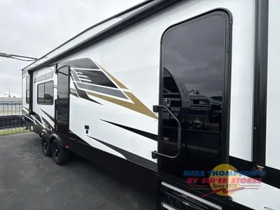 2026 Forest River RV Shockwave photo 9