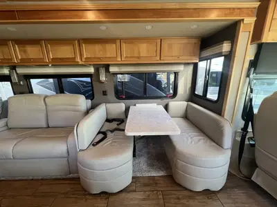 2022 Tiffin Motorhomes Allegro RED photo 13
