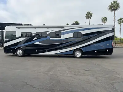 2022 Tiffin Motorhomes Allegro RED photo 21