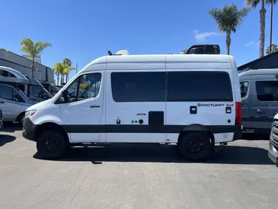 2023 Thor Motor Coach Sanctuary photo 15