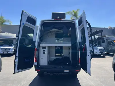 2023 Thor Motor Coach Sanctuary photo 2