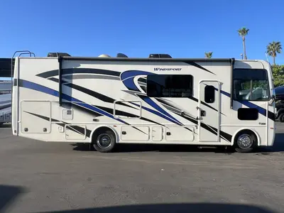 2022 Thor Motor Coach Windsport photo 21