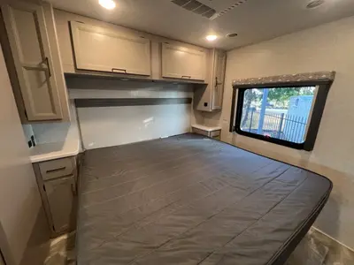 2022 Thor Motor Coach Windsport photo 14