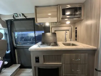 2024 Thor Motor Coach Scope photo 7