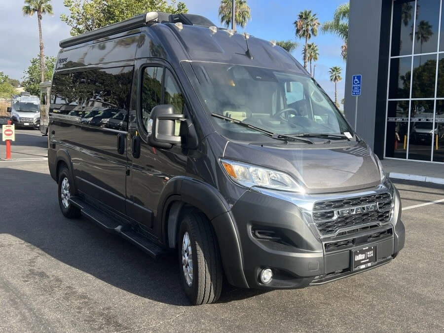 2024 Thor Motor Coach Scope exterior