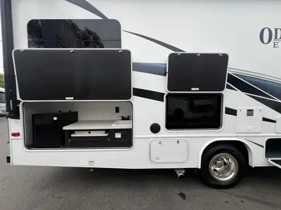 2024 Entegra Coach Odyssey photo 23