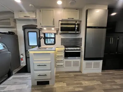 2024 Entegra Coach Odyssey photo 7
