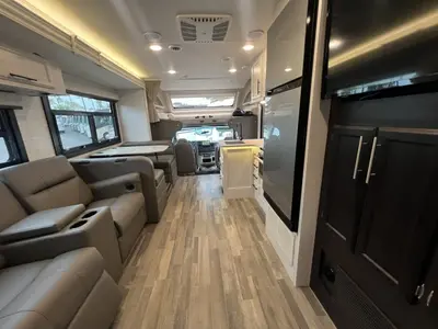 2024 Entegra Coach Odyssey photo 3