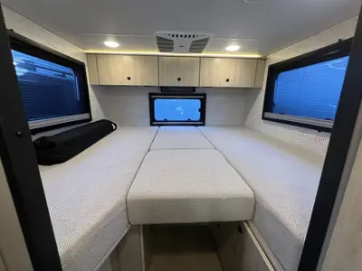 2025 Entegra Coach Condor photo 11