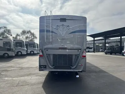 2023 Fleetwood Discovery photo 24