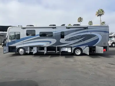 2023 Fleetwood Discovery photo 21