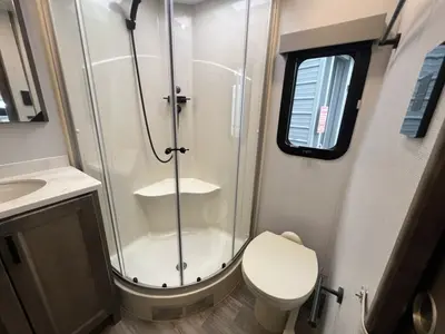 2026 Tiffin Motorhomes Midas photo 14