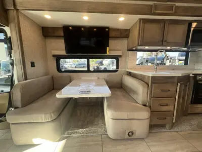 2025 Tiffin Motorhomes Byway photo 7