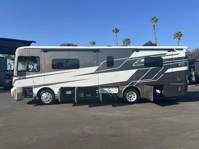 2025 Tiffin Motorhomes Byway photo 22