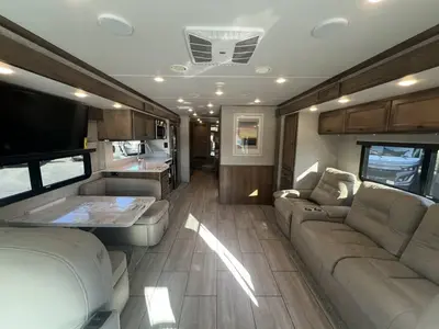 2025 Tiffin Motorhomes Byway photo 4