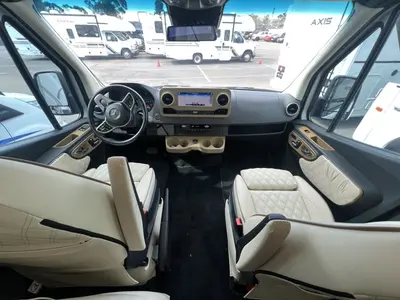 2021 Midwest Automotive Designs Passage photo 3