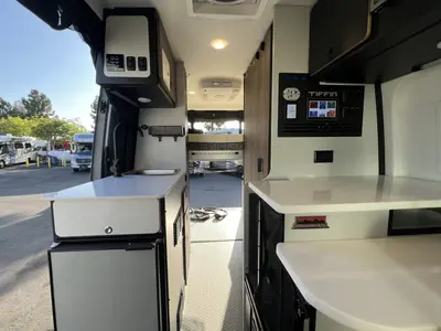 2026 Tiffin Motorhomes GH1 photo 5