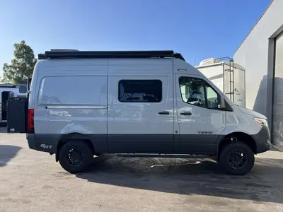 2026 Tiffin Motorhomes GH1 photo 18