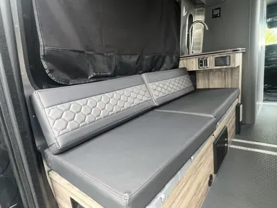 2025 Airstream Interstate photo 11