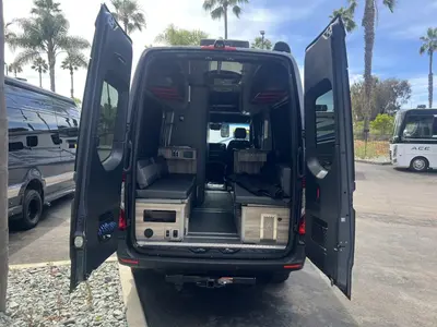 2025 Airstream Interstate photo 2