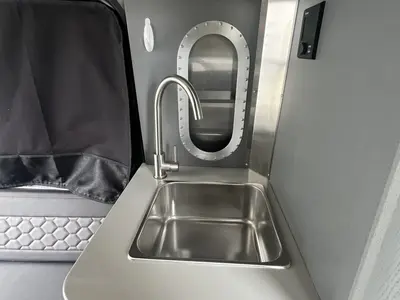 2025 Airstream Interstate photo 10