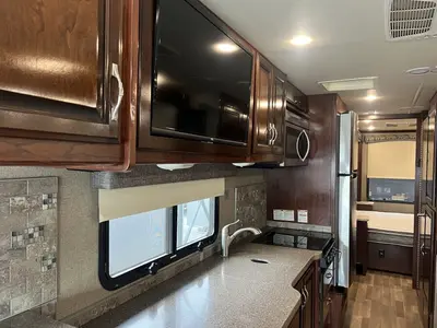 2018 Fleetwood Flair LXE photo 15