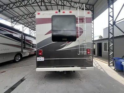 2018 Fleetwood Flair LXE photo 22